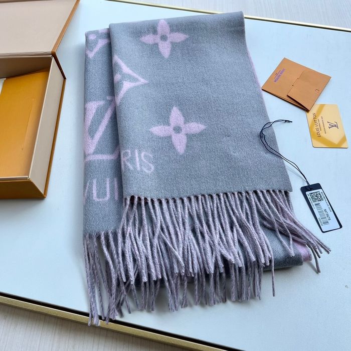 Louis Vuitton Scarf LV00047